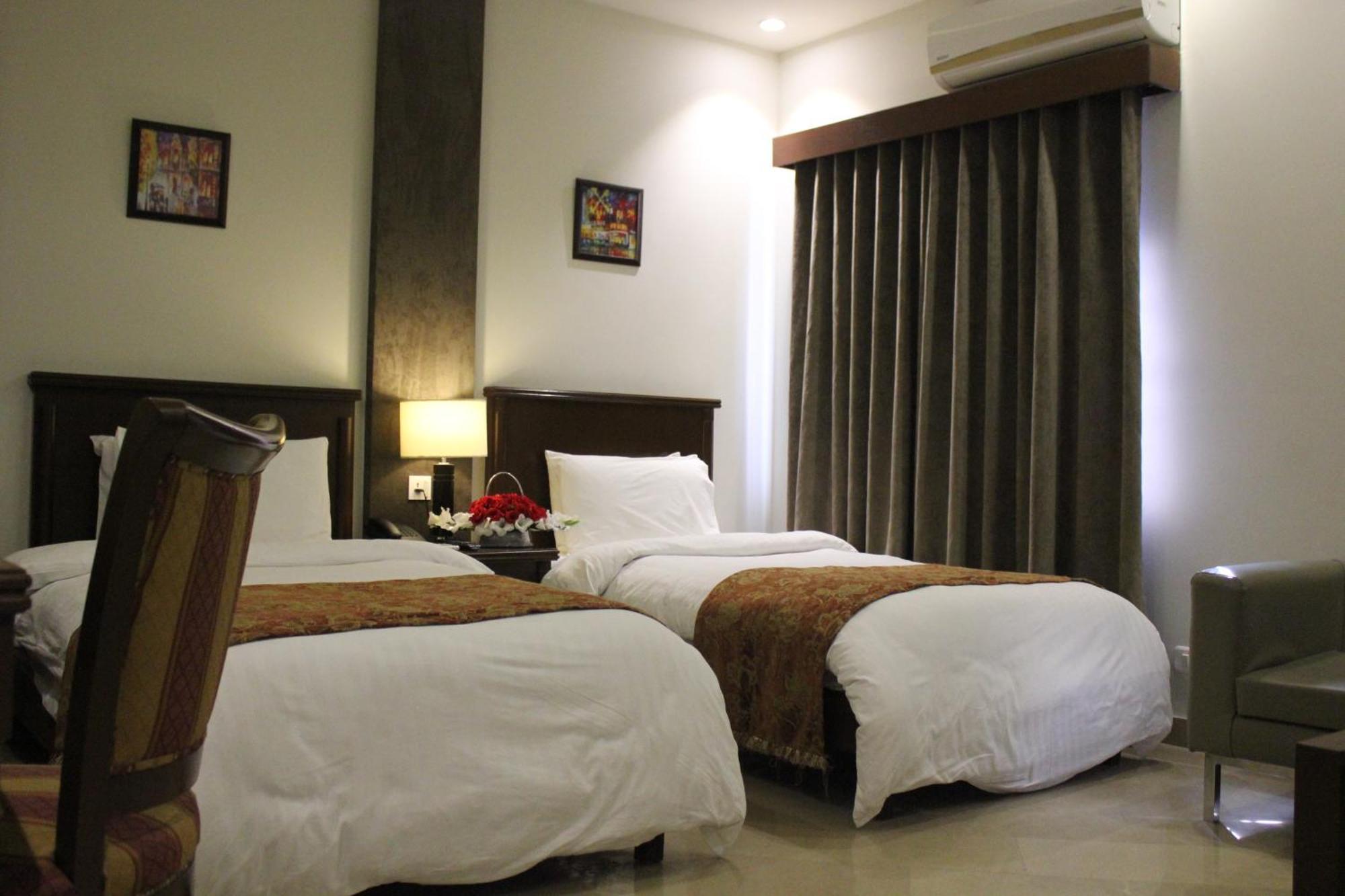 Deluxe Twin Room,744533674:JPEG
